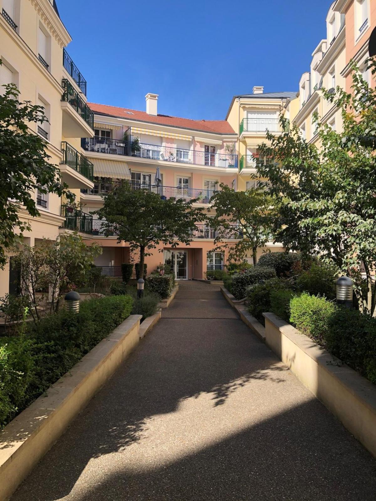 Studio Cosy Avec Smart Tv & Wi-Fi Le Plessis-Robinson Exterior foto